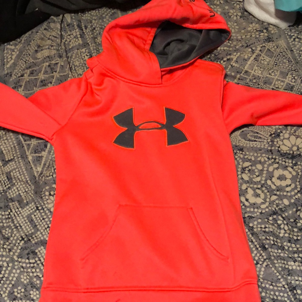 Neon pink under armour sweatshirt